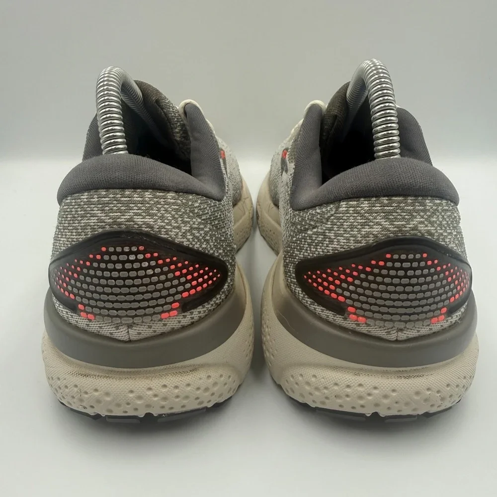 Brooks Ghost 16 White Running Shoes Women's‎ Size 8.5 Gray Sneakers 1204071B006